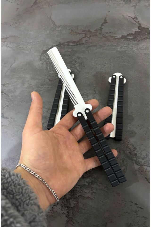 Siyah Beyaz Modern Kelebek Eğitim Sallama Tarak