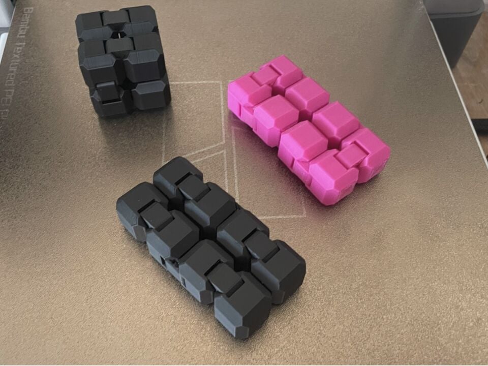 Sonsuz Küp Infinity Küp Stres Atıcı, 3D Baskı, Eğlenceli ve Taşınabilir Fidget Oyuncağı