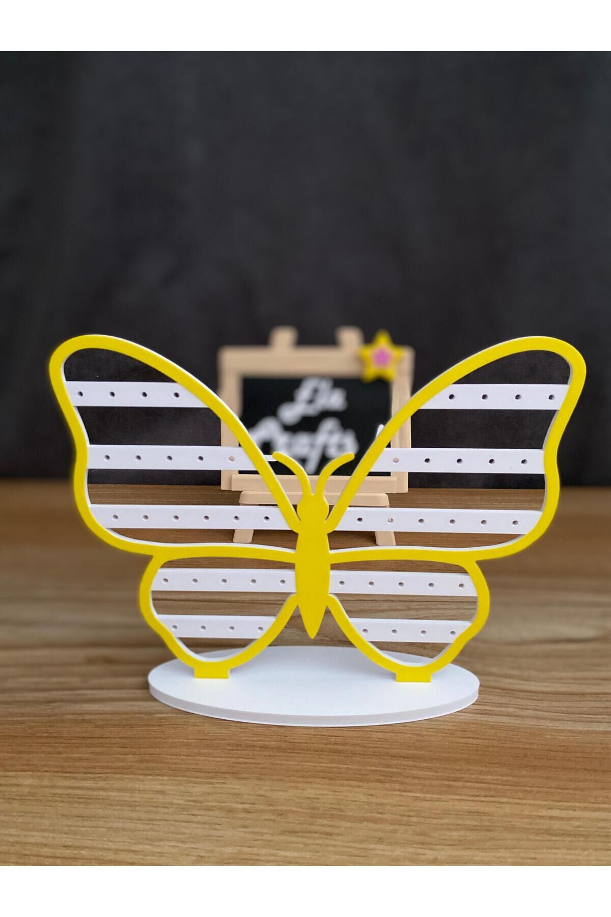 3D Kelebek Formlu Küpe Standı – Dekoratif Takı ve Aksesuar Düzenleyici, Masaüstü Organizer