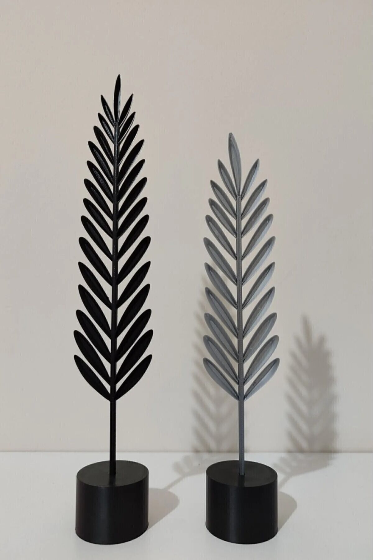 Dekoratif Modern Gri Ve Siyah Tüy Yaprak Takımı Ev Dekorasyonu İçin Şık Ikili Aksesuar