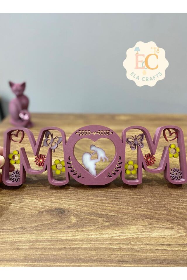 Dekoratif MOM Yazılı Anne Figürlü El Yapımı Masa Üstü Süs