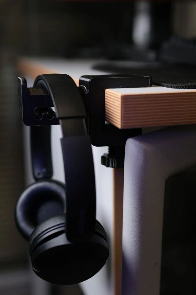 Siyah Asılabilir Kulaklık Standı