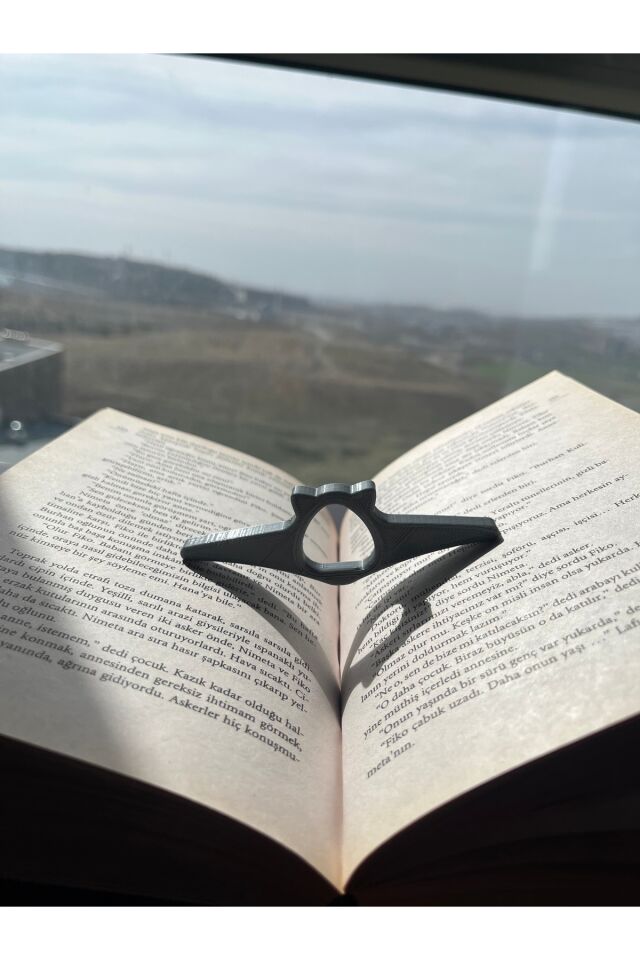Kedi Kitap Okuma Yüzüğü