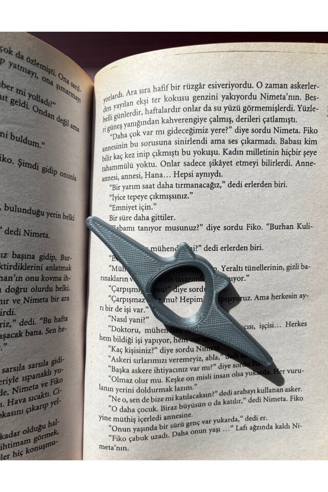 Kedi Kitap Okuma Yüzüğü